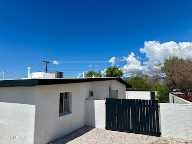 7041 E Baker St, Tucson, AZ 85710 - photo 4