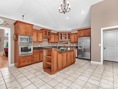 21' x 15' Kitchen with Vaulted Ceilings