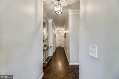 Dominion Heights unit 106, Arlington, VA 22207 - photo 5