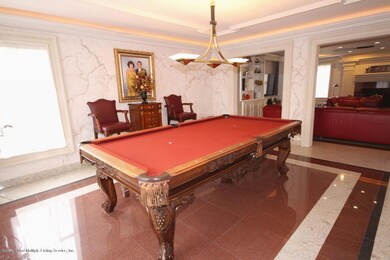 7 whitwell living room