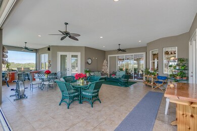 10_333DEERRUN8329_mls