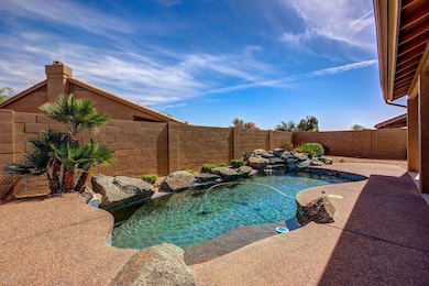 Pebble tec pool