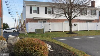 473 W Caracas Ave, Hershey, PA 17033 - photo 2