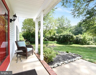 42 Silvers Ln, Plainsboro, NJ 08536 - photo 2