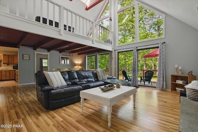 173 Paper Birch S, Tafton, PA 18464 - photo 4