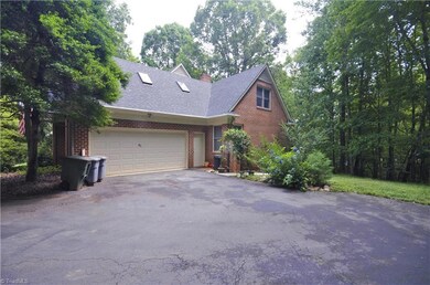 2092 Northmont Dr, Asheboro, NC 27205 - photo 6