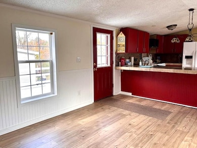 4 Trail St, Franklin, NH 03235 - photo 5