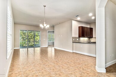 4 830 Aldenham Ln-22