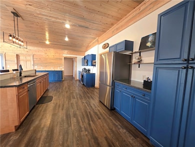 Tailored for storage along with ample counter space for kitchen meal prep, a mail area, along with kid friendly grab and go pantry