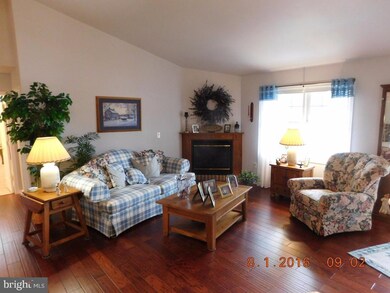 21 Greenbriar Dr, Myerstown, PA 17067 - photo 4