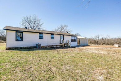 414 Pine St, Millsap, TX 76066 - photo 7