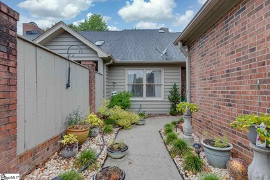 409 Hunters Cir unit 109B, Greenville, SC 29617 - photo 3