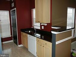 42420 Hollyhock Terrace unit 201, Ashburn, VA 20148 - photo 5