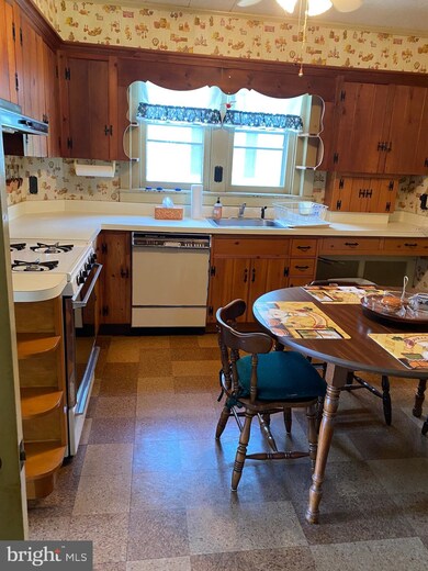 20 Manor Rd, Paoli, PA 19301 - photo 5