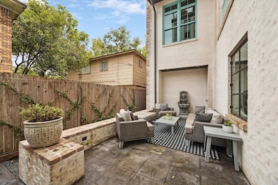 2407 Driscoll St, Houston, TX 77019 - photo 3