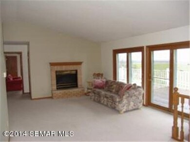 30010 Greenbriar Dr, Winona, MN 55987 - photo 5
