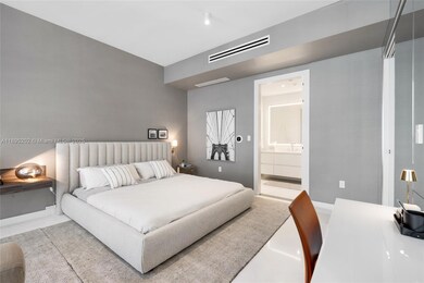 Aston Martin Residences unit 805, Miami, FL 33131 - photo 6