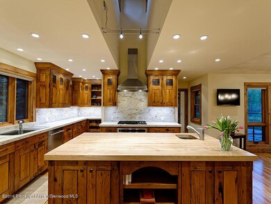 Extraordinary gourmet kitchen