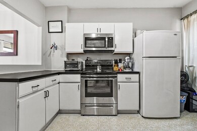 162 Endicott St unit 3, Boston, MA 02113 - photo 5