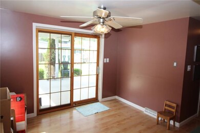 Separate Dining Room area w/ Ceiling Fan Light & G
