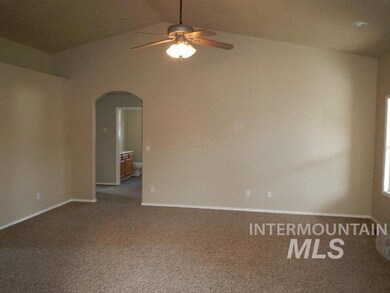 805 W Florida Ave, Nampa, ID 83686 - photo 5