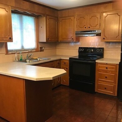 90 Disamar Rd, Taunton, MA 02780 - photo 7