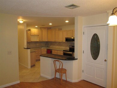 700 S Porter St unit 1, Manchester, NH 03103 - photo 3