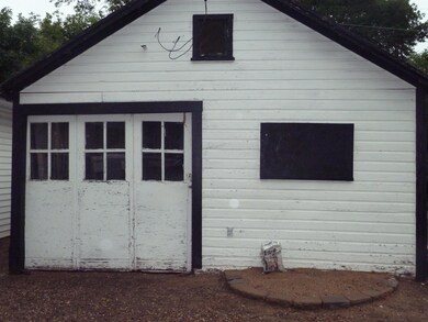 1408 3rd Ave NW, Jamestown, ND 58401 - photo 4