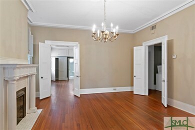 9 E Gordon St unit Parlor, Savannah, GA 31401 - photo 4