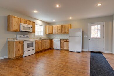 202 Reeves St, Dickson, TN 37055 - photo 7