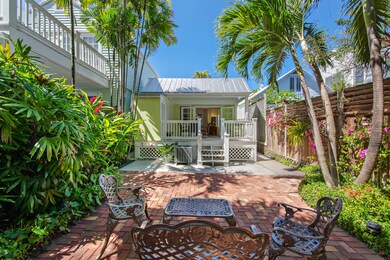 Backyard_623 Elizabeth Street, Key West