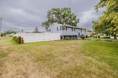 10 Hiram St, Fall River, MA 02720 - photo 3