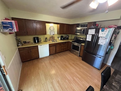 4690 Stauffer Ave SE, Grand Rapids, MI 49508 - photo 4