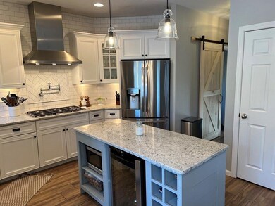 11 Fulling Mill Dr, Charlton, MA 01507 - photo 5