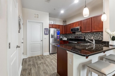 2926 SW 35th Place unit 7, Gainesville, FL 32608 - photo 4