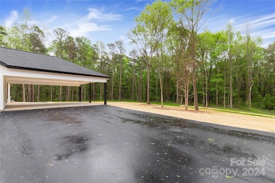 1115 Lawrence Rd, Clover, SC 29710 - photo 5