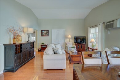565 Quaker Ln unit 74, West Warwick, RI 02893 - photo 3