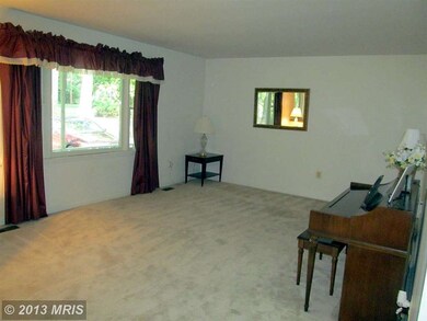 615 Blankner Rd, Sykesville, MD 21784 - photo 4