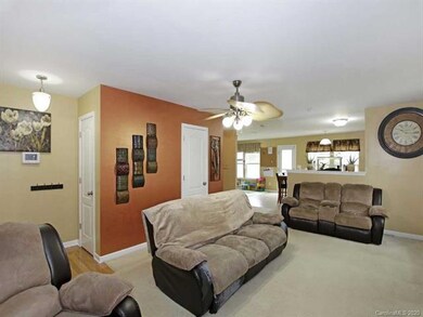 1426 Commonwealth Ave unit 131, Statesville, NC 28677 - photo 6