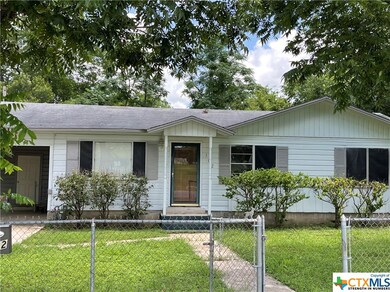 302 Comal St, San Marcos, TX 78666 - photo 3