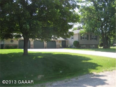 1307 Woodcrest Rd NW, Alexandria, MN 56308 - photo 2