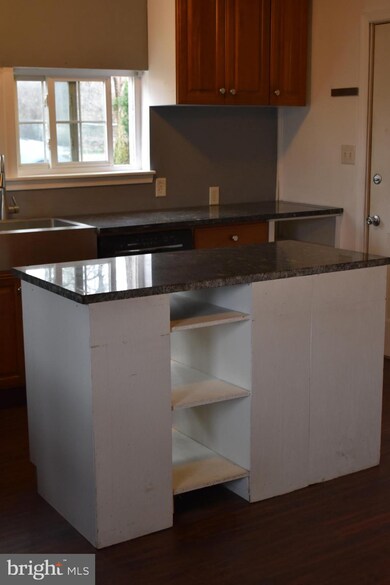 3005 Centre Ave, Reading, PA 19605 - photo 6