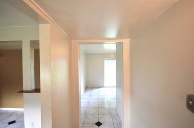 8211 Lawn St, Houston, TX 77088 - photo 4