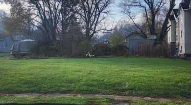 822 W Muskingum Ave, Zanesville, OH 43701 - photo 3