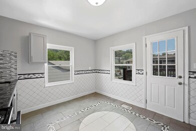 5103 60th Ave, Hyattsville, MD 20781 - photo 6