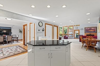 2 Thompson Rd, Foxboro, MA 02035 - photo 5