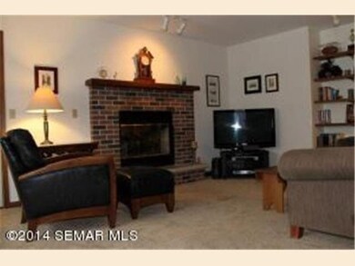 2007 Clinton Dr, Winona, MN 55987 - photo 3
