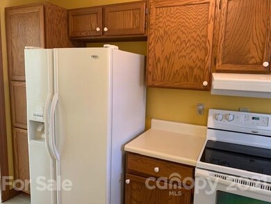 802 Prince Albert Ct, Statesville, NC 28677 - photo 7