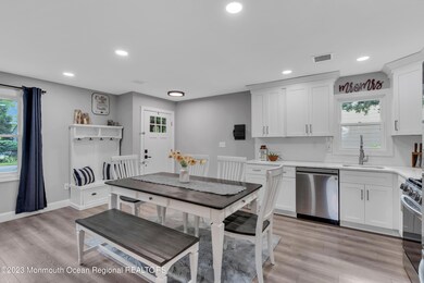2332 5th Ave 4