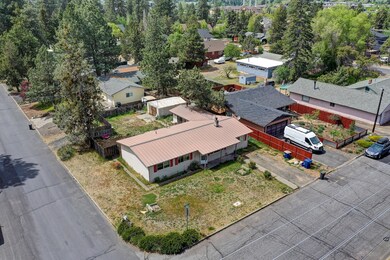853 Southwest Hill Street MLS-4